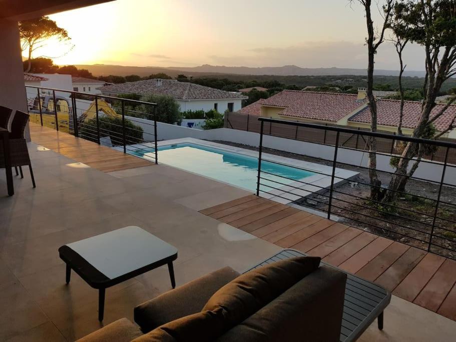 Villa Neuve Avec Piscine Bonifacio  Exteriör bild